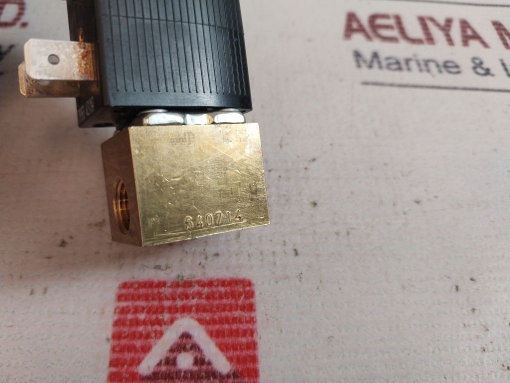 Burkert 6012 D 3/64 Fkm Br Plunger Valve