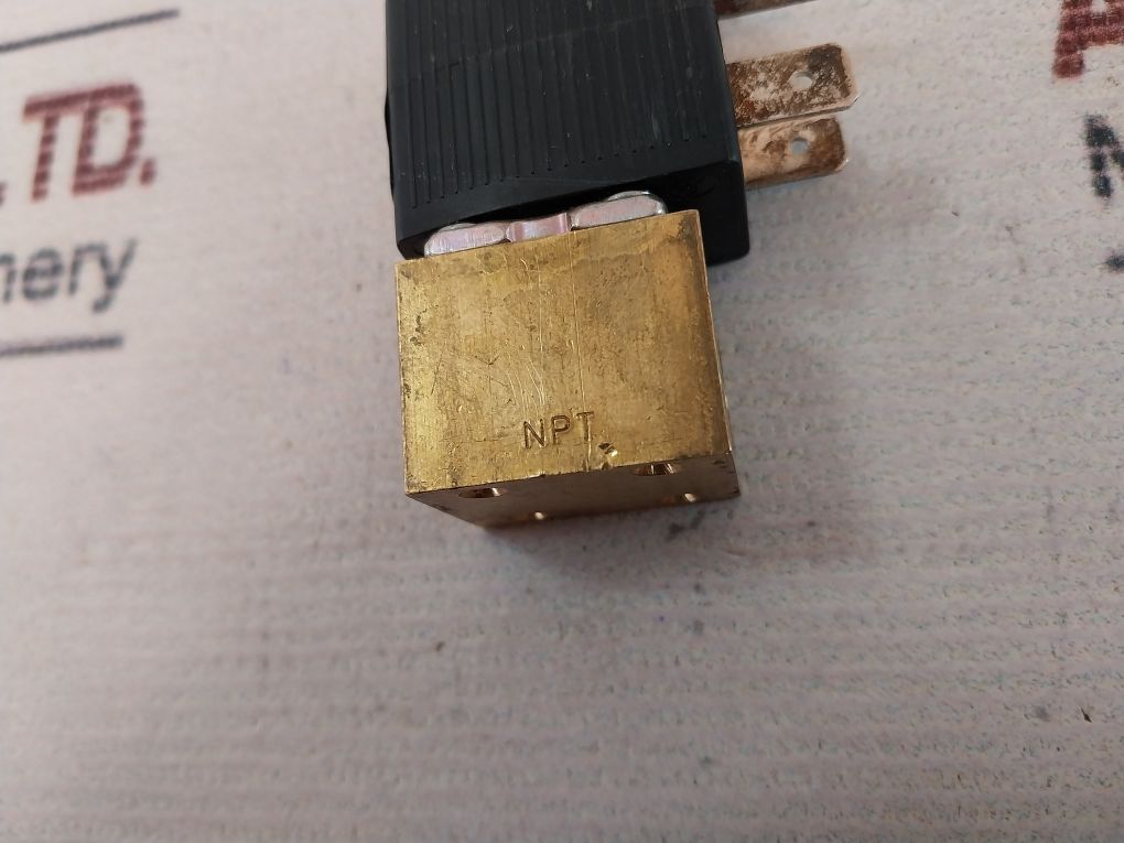 Burkert 6012 D 3/64 Fpm B Solenoid Valve