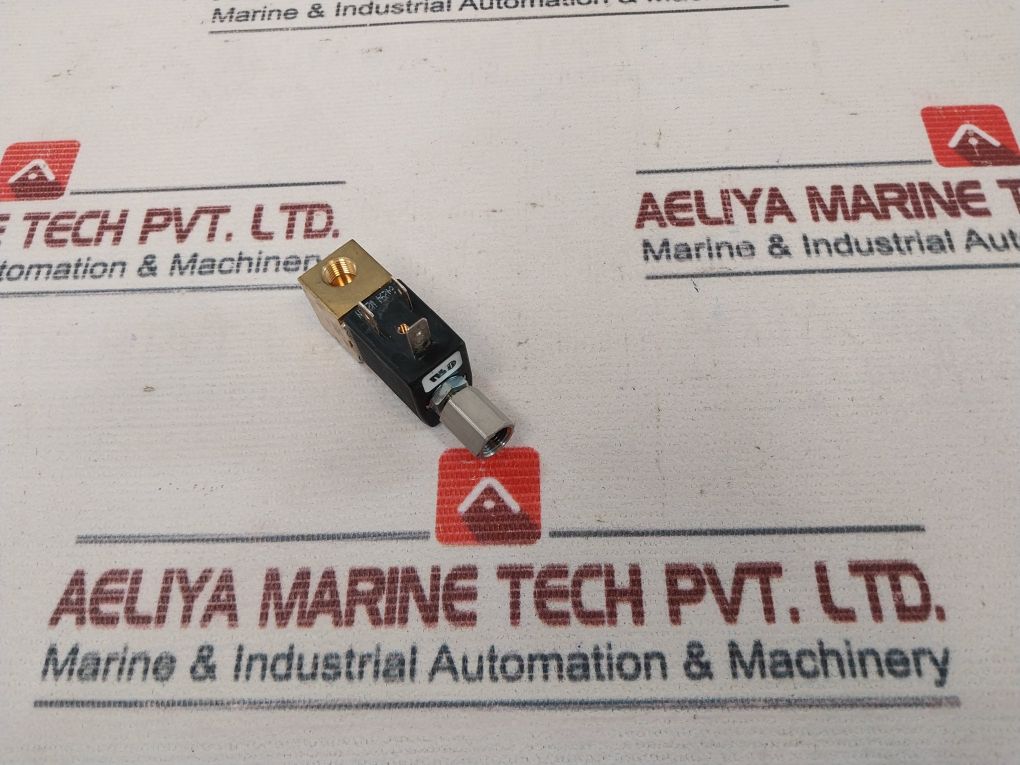 Burkert 6012 D 3/64 Fpm B Solenoid Valve