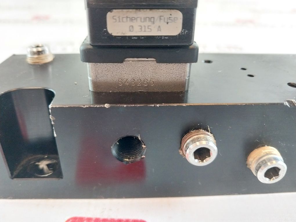 Burkert 6013 A 1,2 Nbr And 00179846 Solenoid Valve With Coil