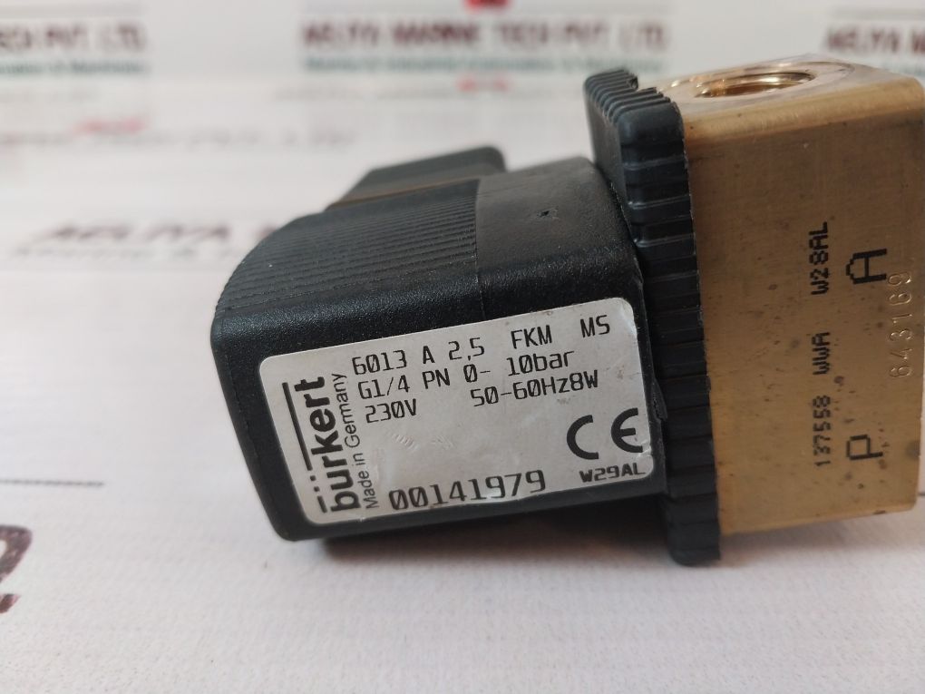 Burkert 6013 A 2,5 Fkm Ms Solenoid Plunger Valve 230V G1/4 Pn