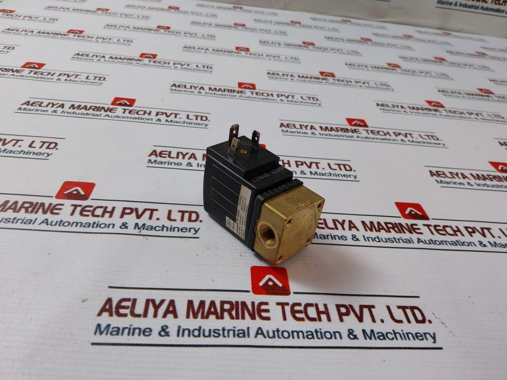 Burkert 6014 C 1/16 Fkm Br Solenoid Valve