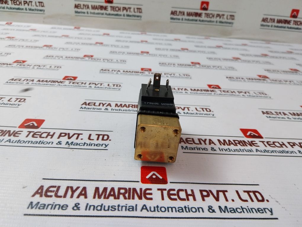 Burkert 6014 C 1/16 Fkm Br Solenoid Valve