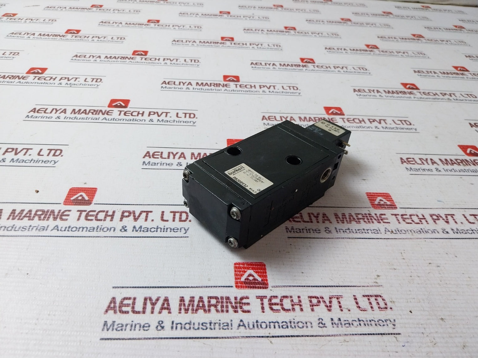 Burkert 6517 Solenoid Valve