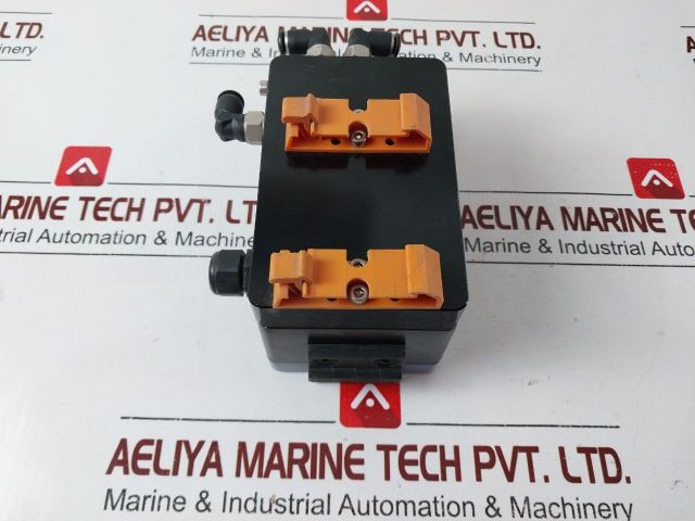 Burkert Side Control 1067 Positioner 1067