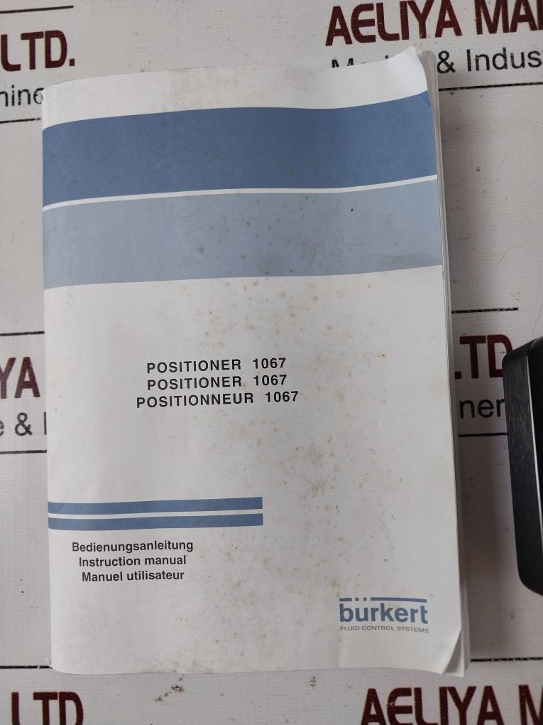 Burkert Side Control 1067 Positioner 1067 - Single Acting