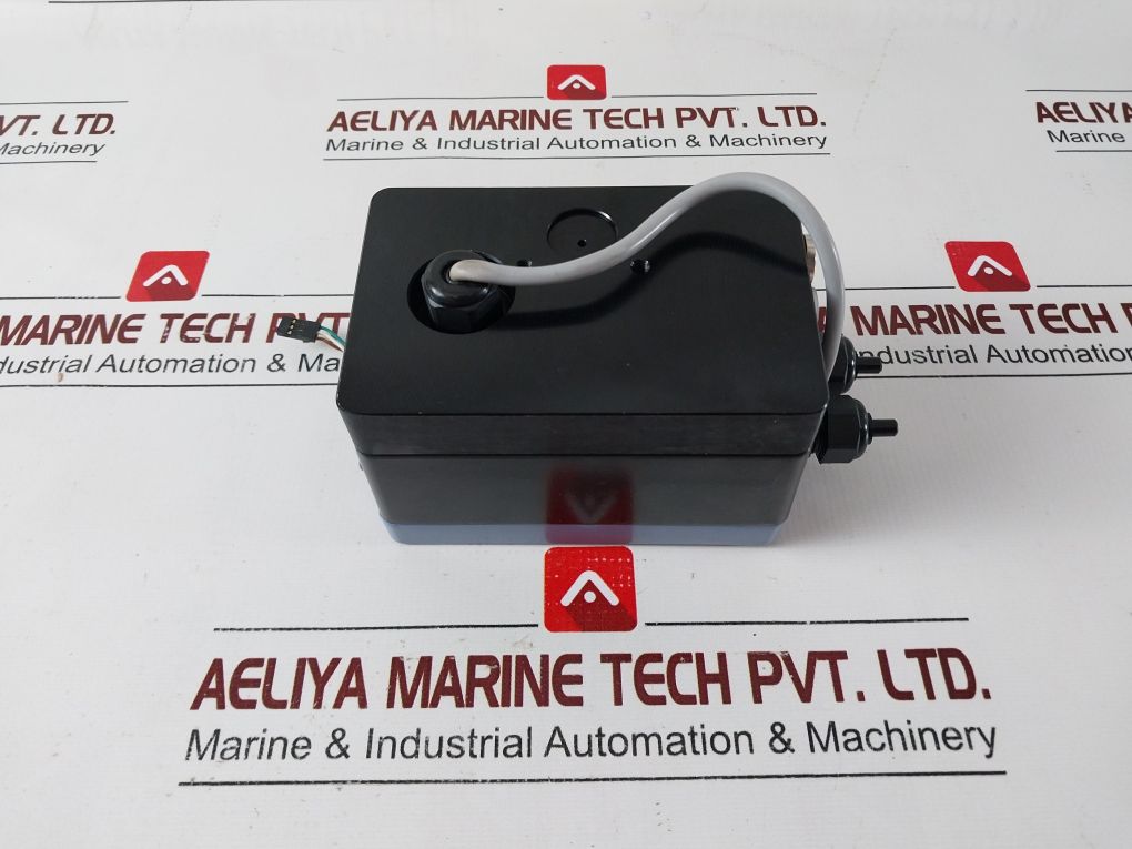 Burkert Side Control 1067 Positioner 1067 - Single Acting