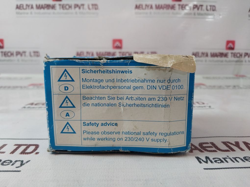 Busch-jaeger 2250 U 600W