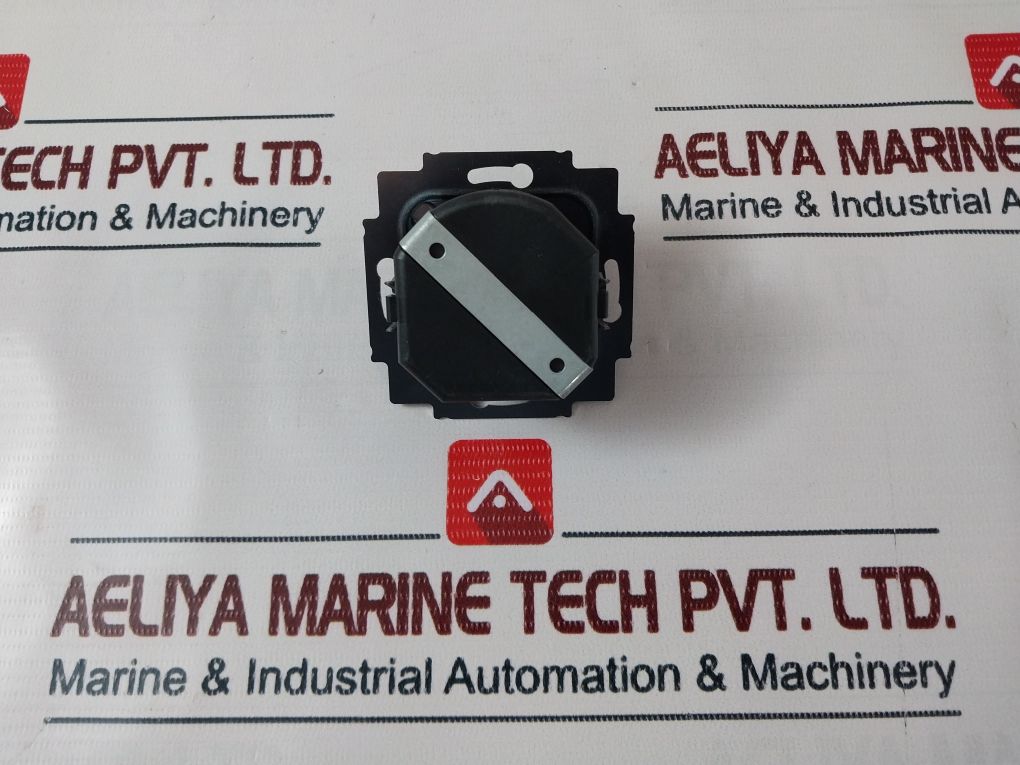 Busch-jaeger 2250 U 600W