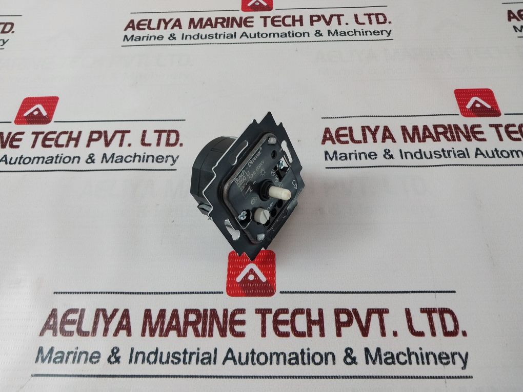 Busch-jaeger 2250 U 600W