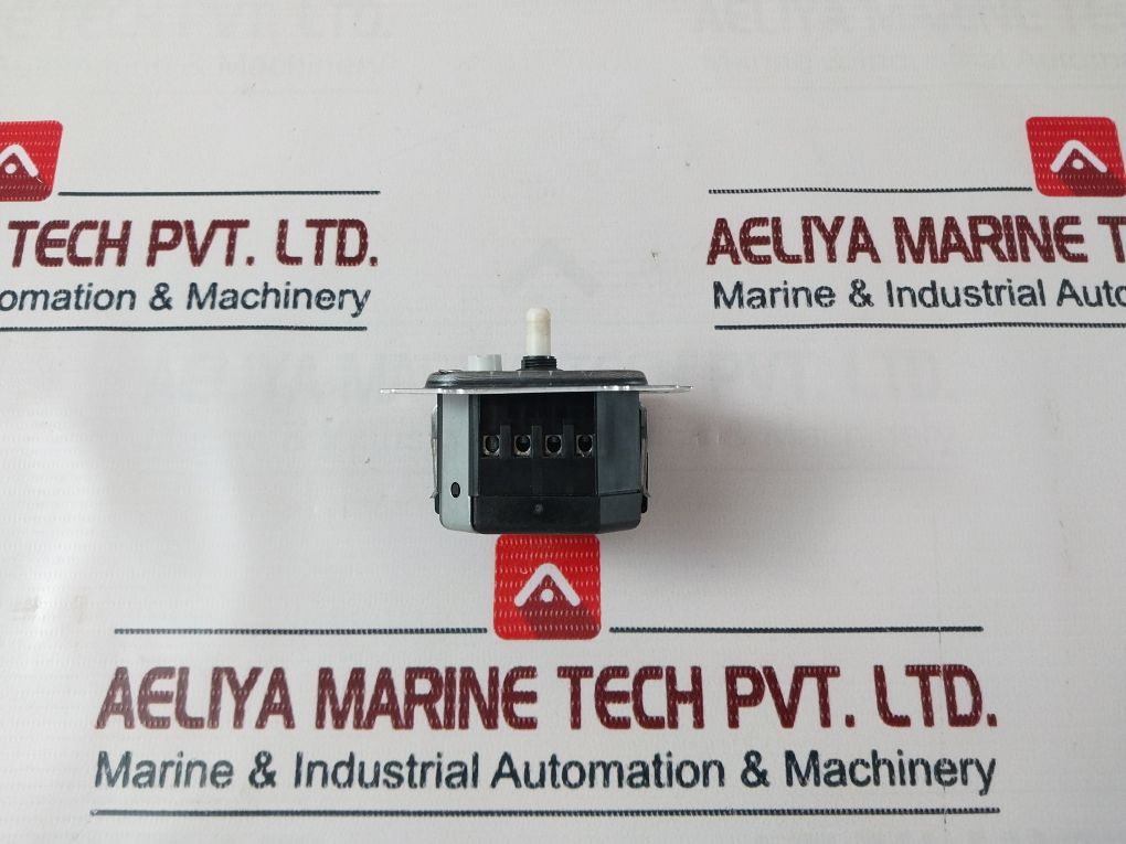 Busch-jaeger 2250 U 600W