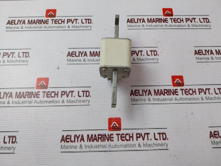 Bussmann 170L5020 High Speed Square Body Fuse 250A 660V
