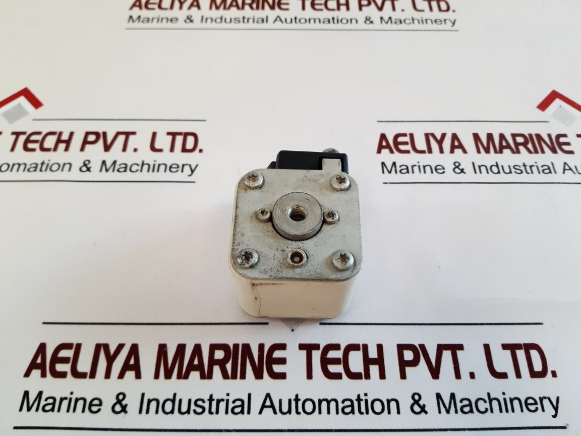 Bussmann 170M4467 Fuse 1Bkn50 ,700A