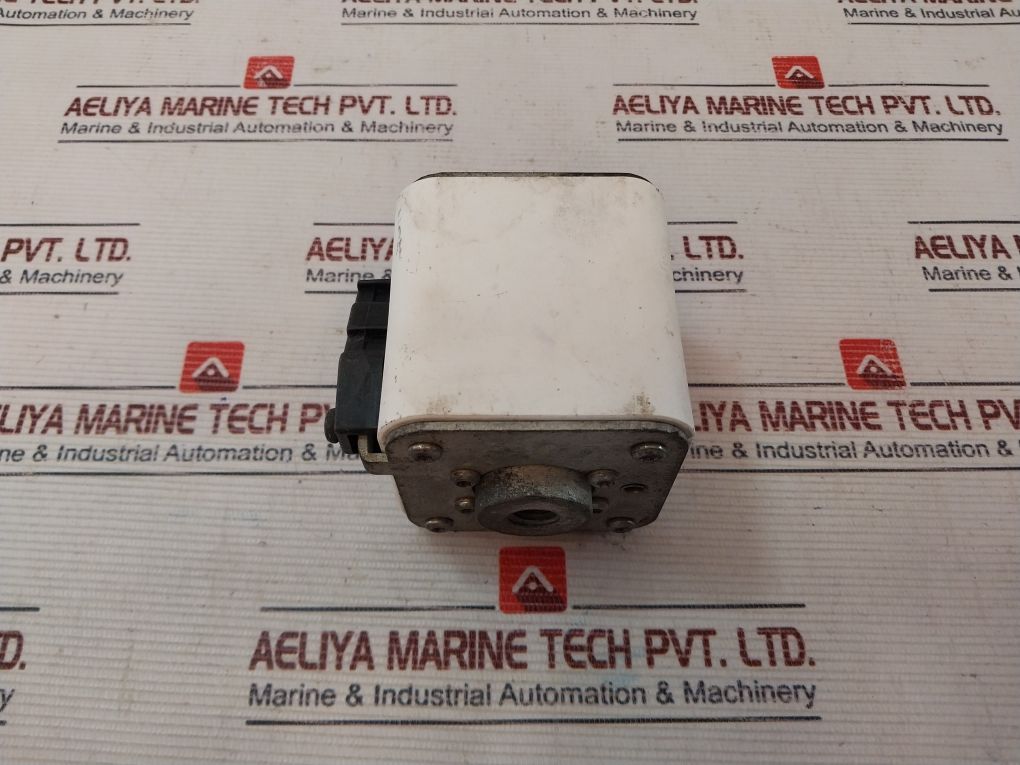 Bussmann 170M6499 Fuse 1100A 1250V 3Bkn/90 