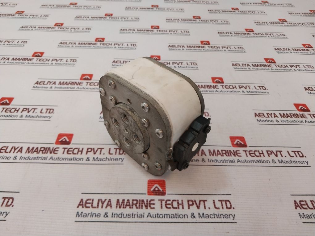 Bussmann 170M7084, 3000A Fast Acting Fuse 690V