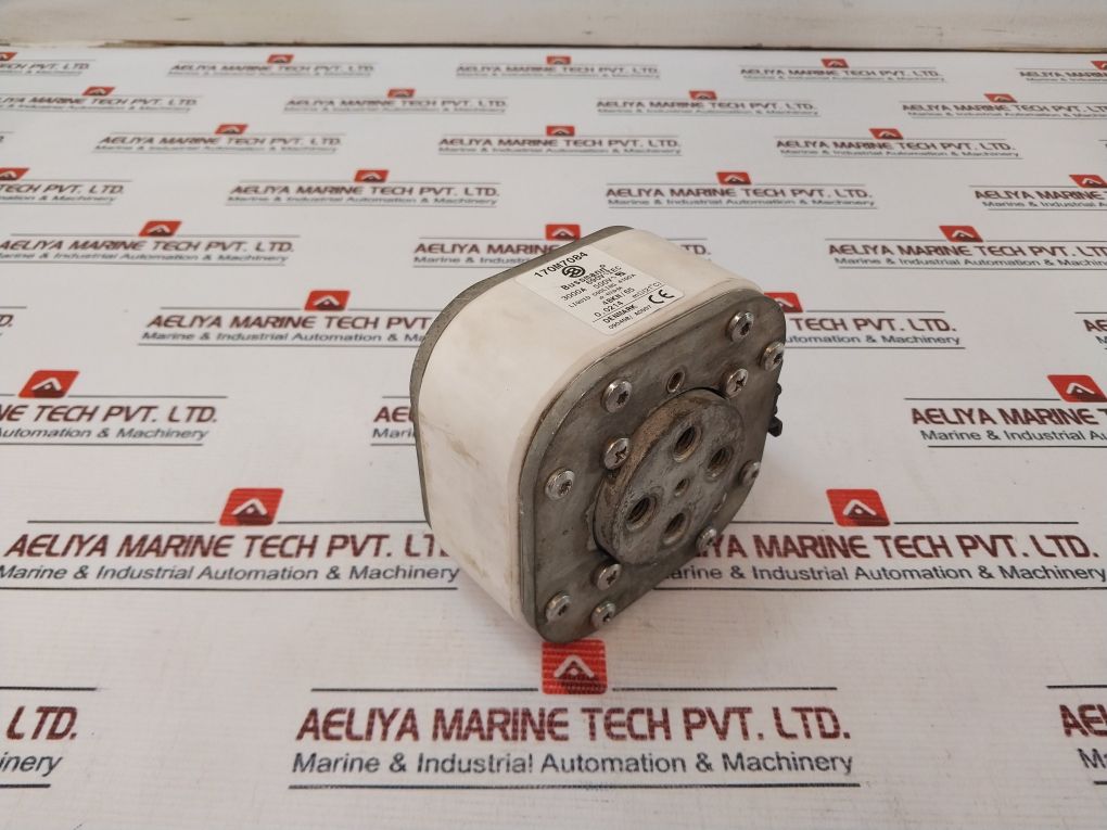 Bussmann 170M7084 Fast Acting Fuse 4Bkn/65 690V