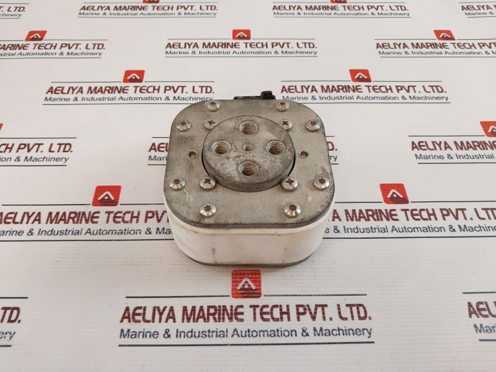 Bussmann 170M7084 Fast Acting Fuse 690V