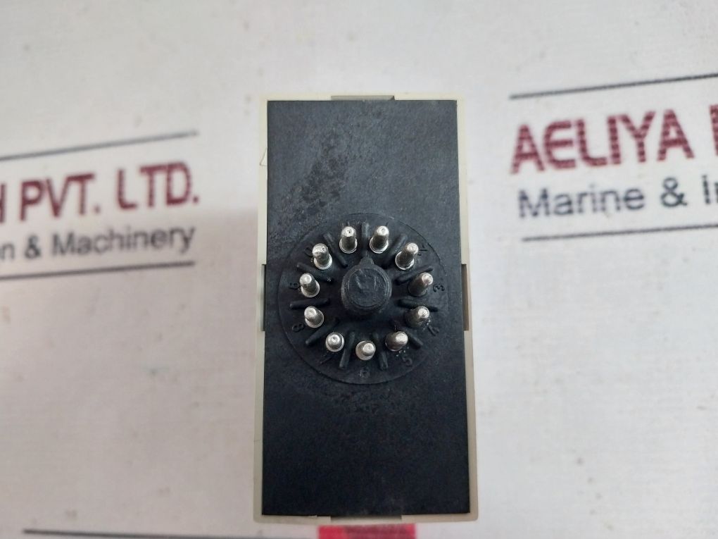 C-mac Rr10-1-0-024-200 Tachometer Relay 24 Vdc 2 W