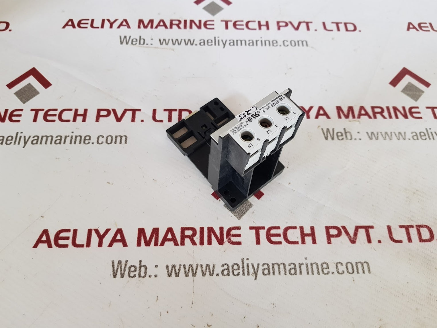 Allen Bradley 193-bpm6 Panel Adapter For Overload Relay