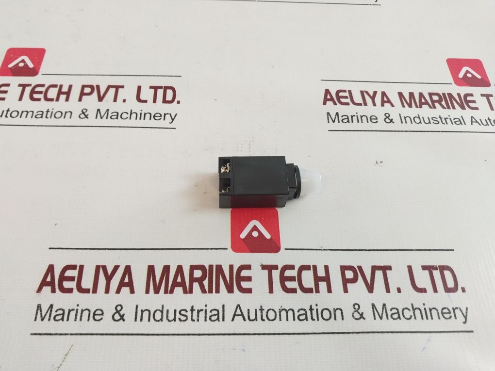 C3Controls 13Sblw24St Pilot Light