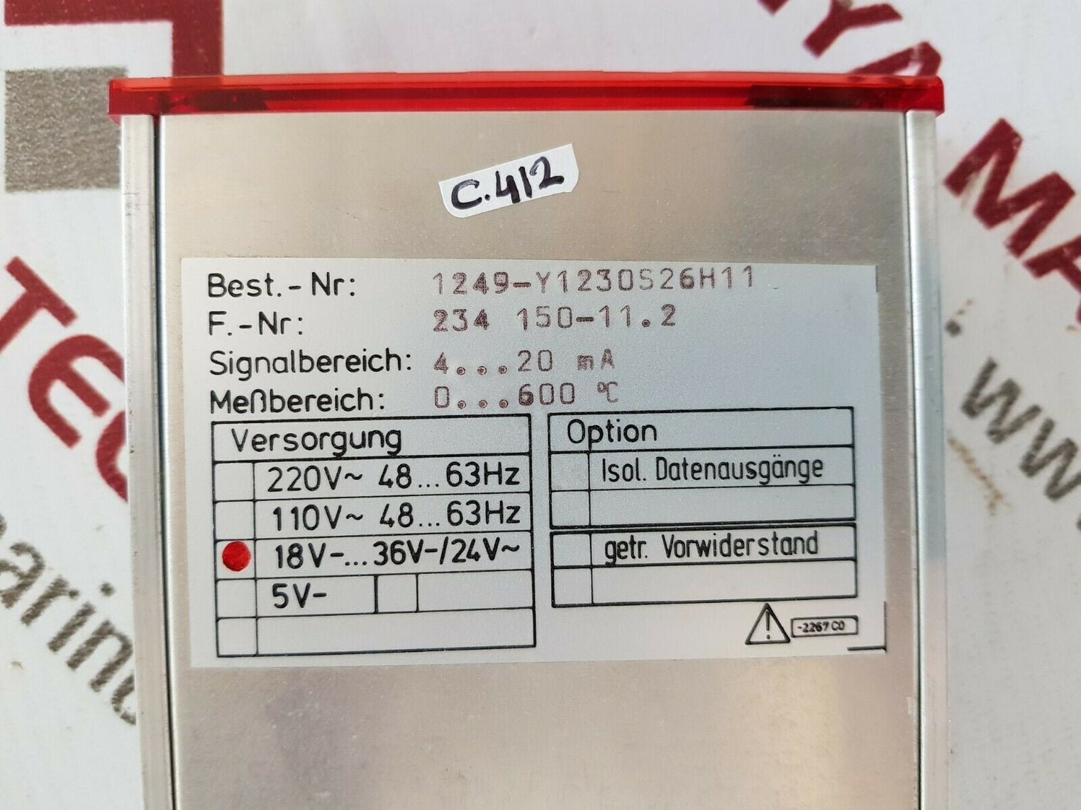 1249-y1230526h11 isolated