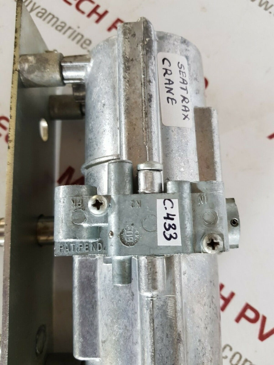Seatrax cranes 35139