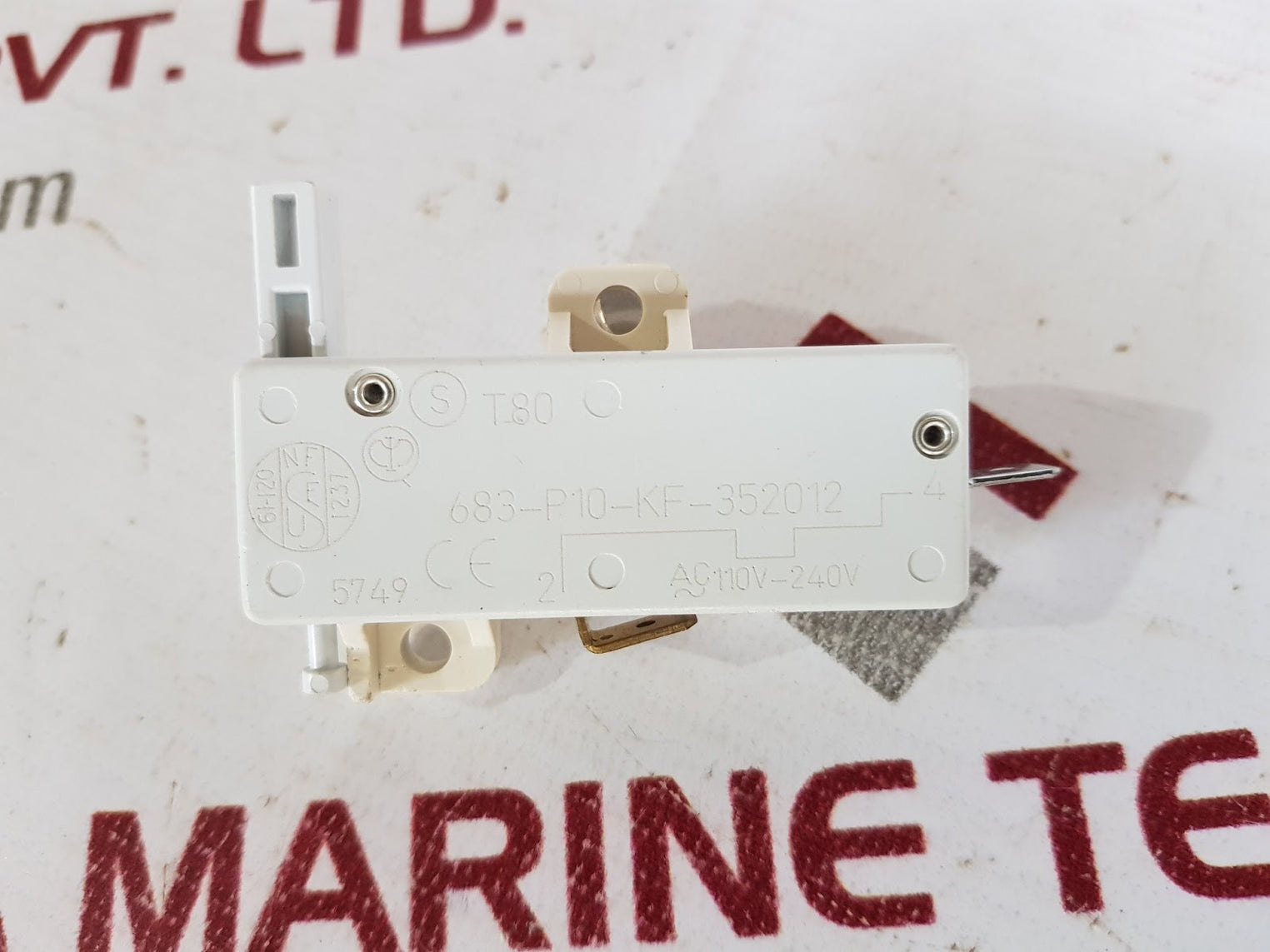 eta 683-p10-kf-352012 door locking relay