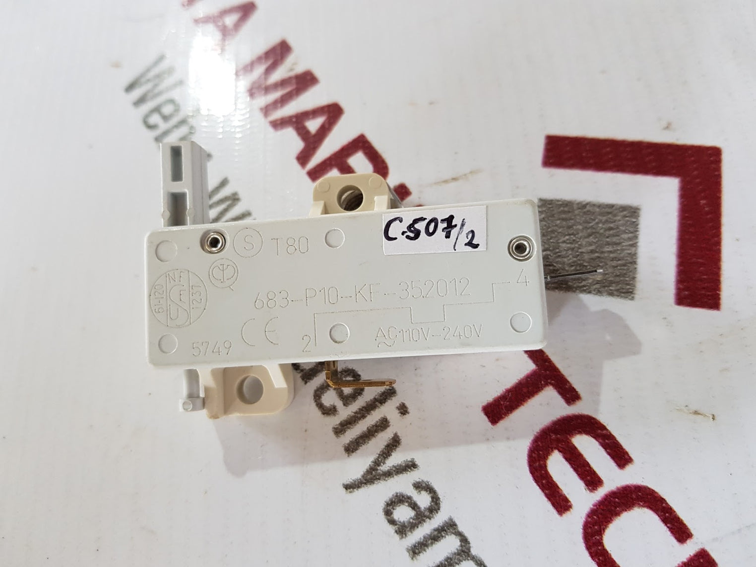 eta 683-p10-kf-352012 door locking relay