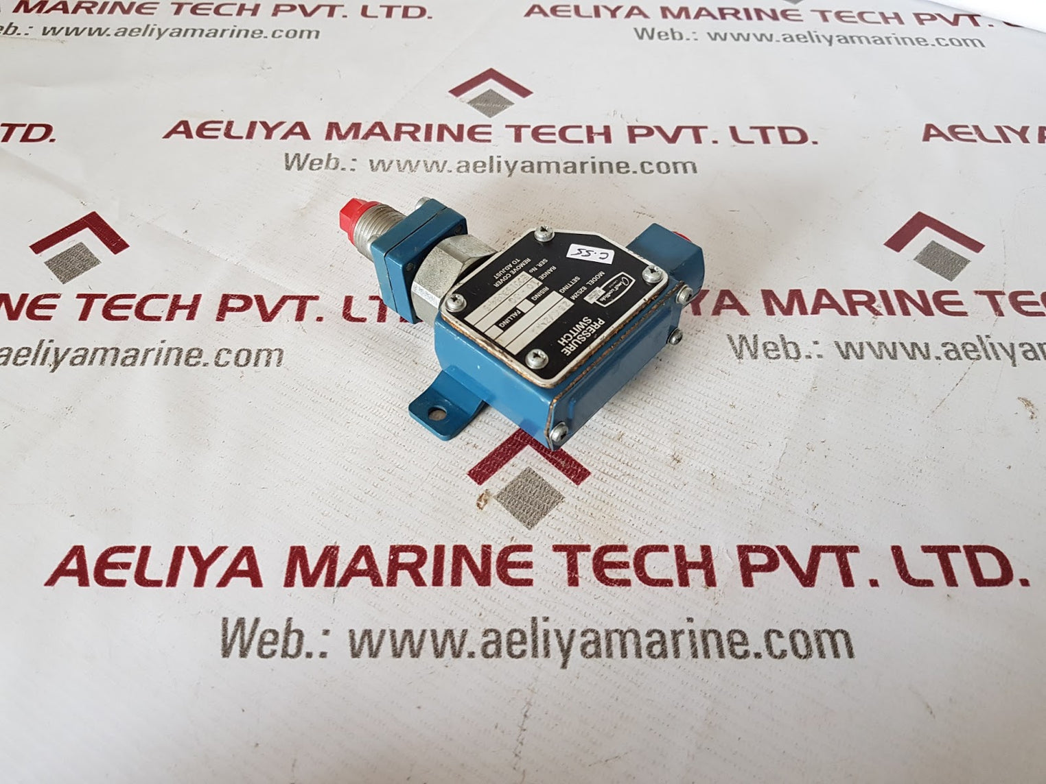 Amot controls 8252m 2bkv2 aa pressure switch