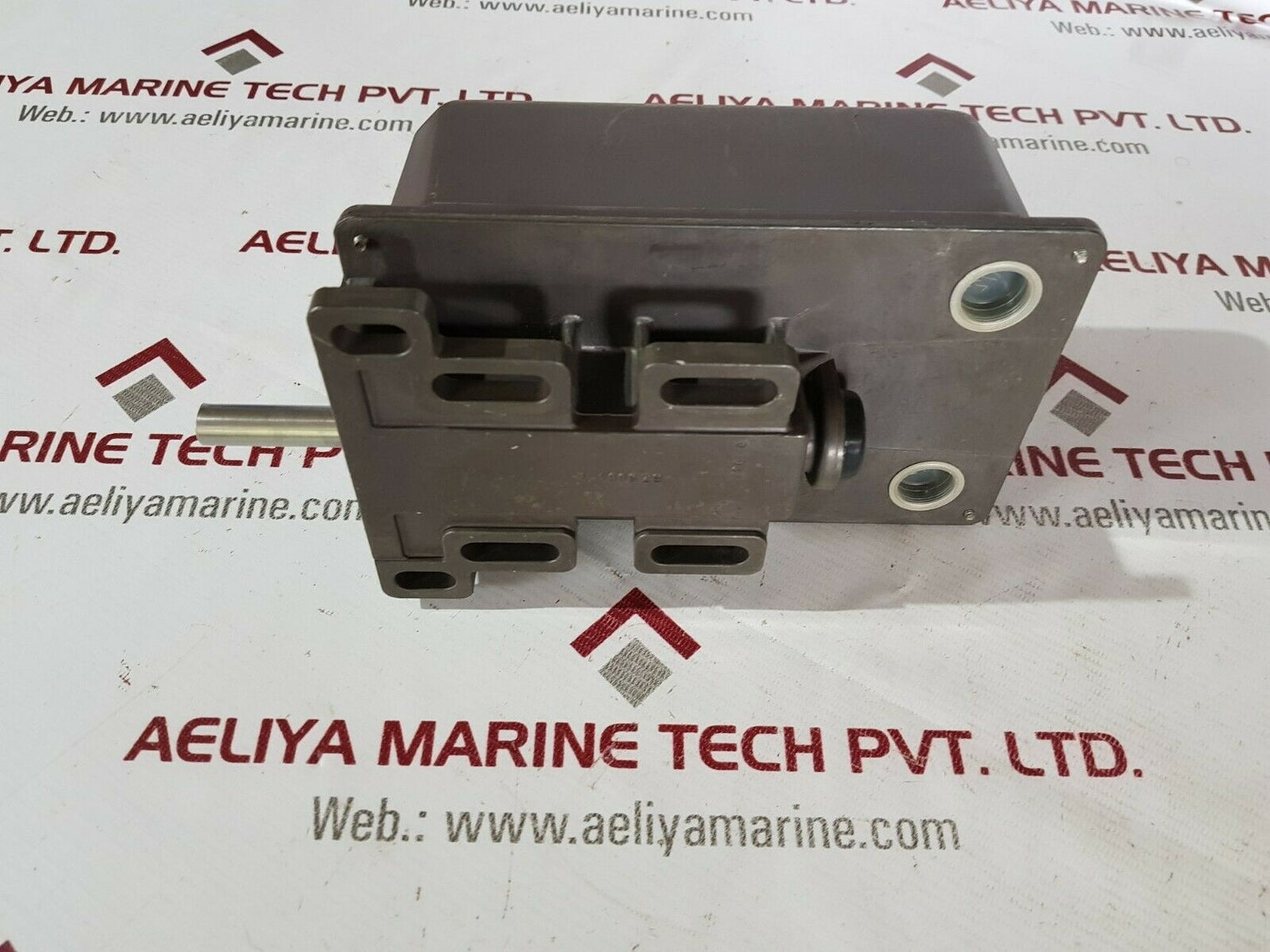 Schmersal g150-050 z11/11y gear switch