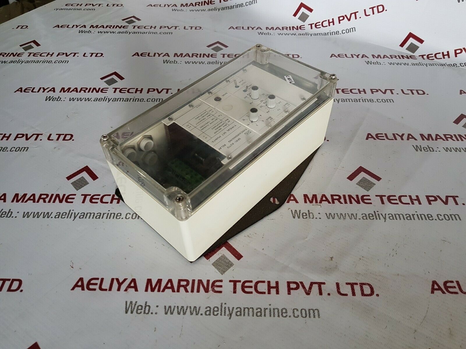 Deif semi-auto synchronising relay
