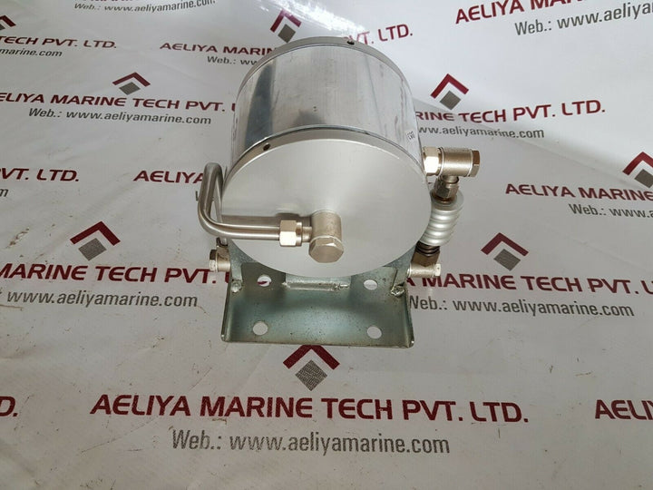 Abb turbo systems hztl 215100 r0001 dosing vessel with plug