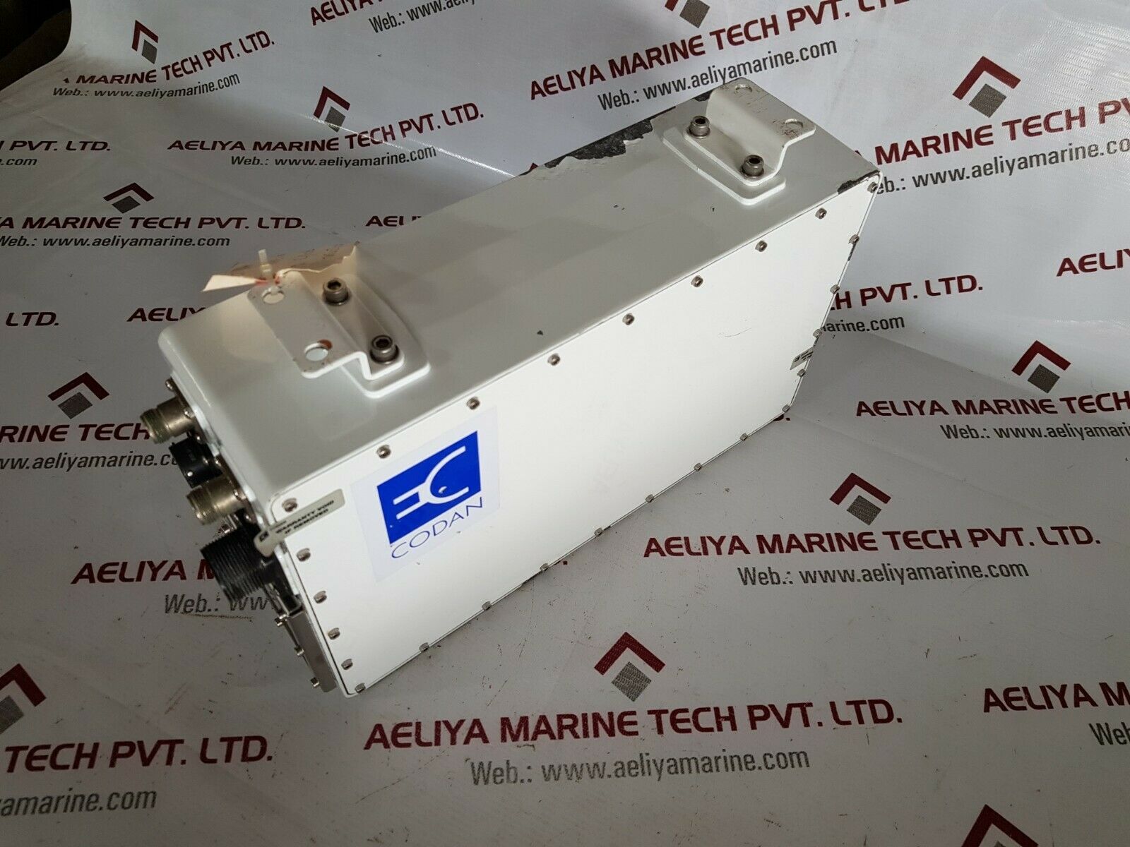 Codan 5700 c-band converter options 2/w/d  42-72v dc 1.1a max