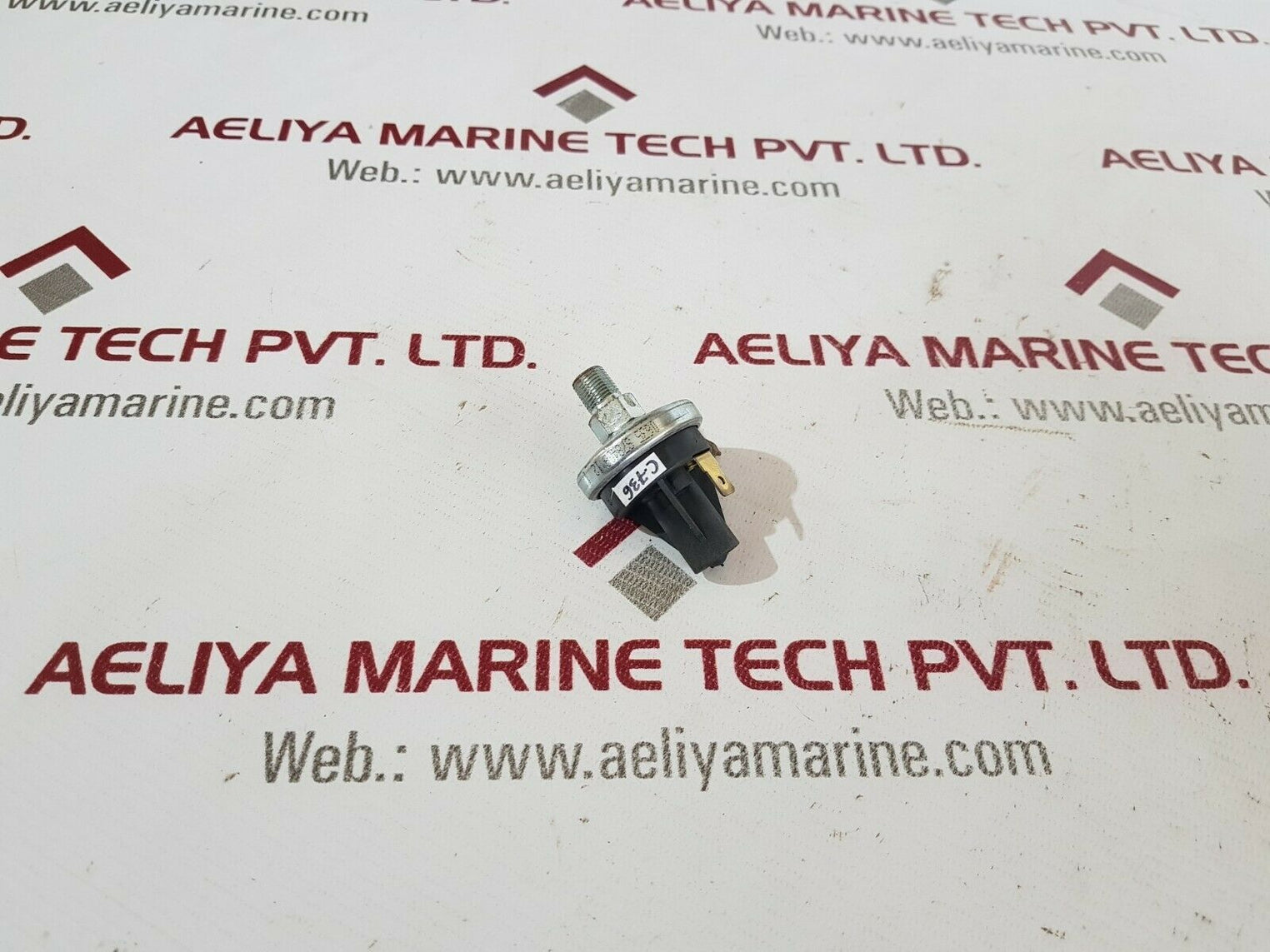 Hobbs pressure switch 78408 12 n/c