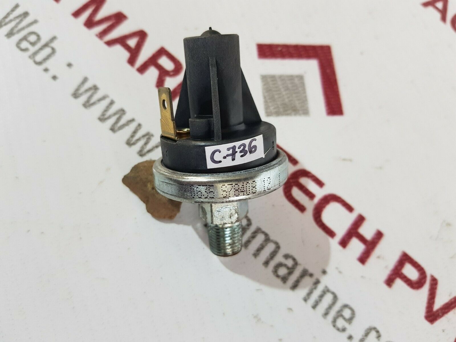 Hobbs pressure switch 78408 12 n/c
