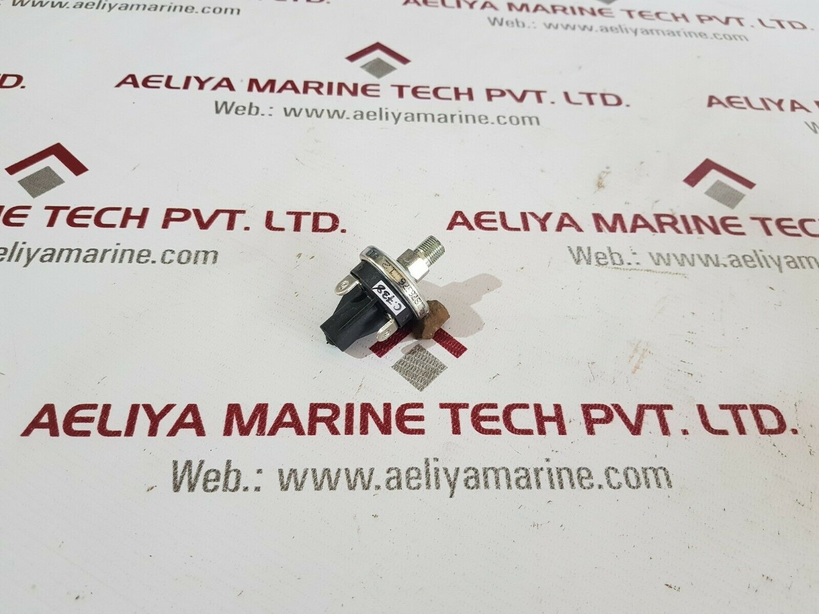 Hobbs pressure switch 76576 12 N/o