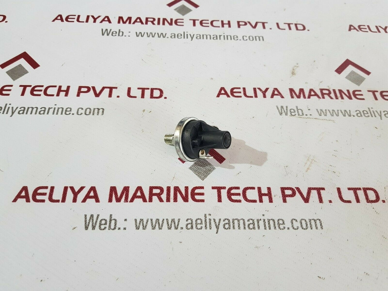 Hobbs pressure switch 76576 12 N/o