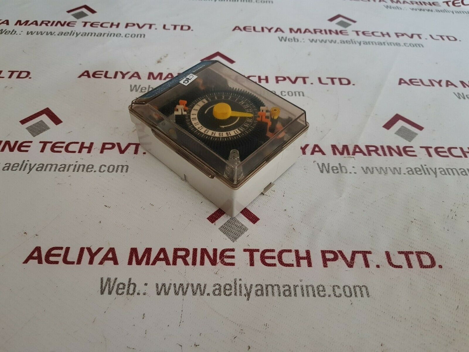 Omron h2e timer switch 100/110v 2va