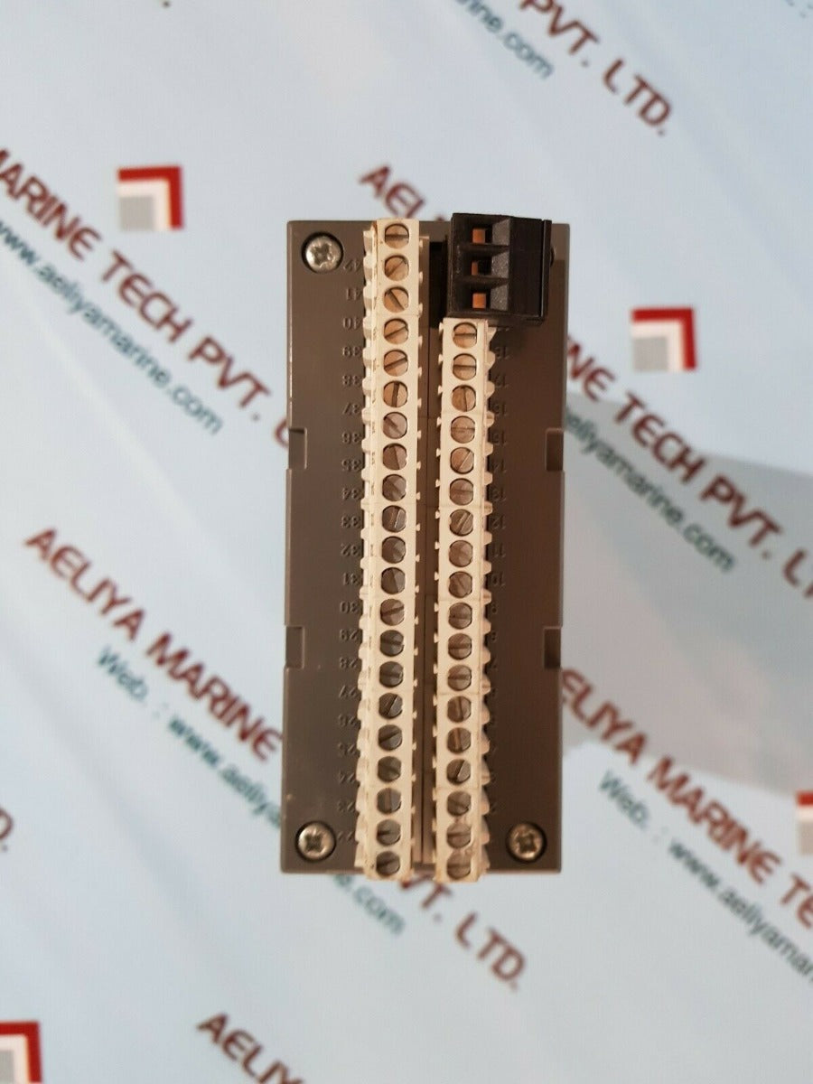 Johnson controls dc-9100-8004/54 temperature controller