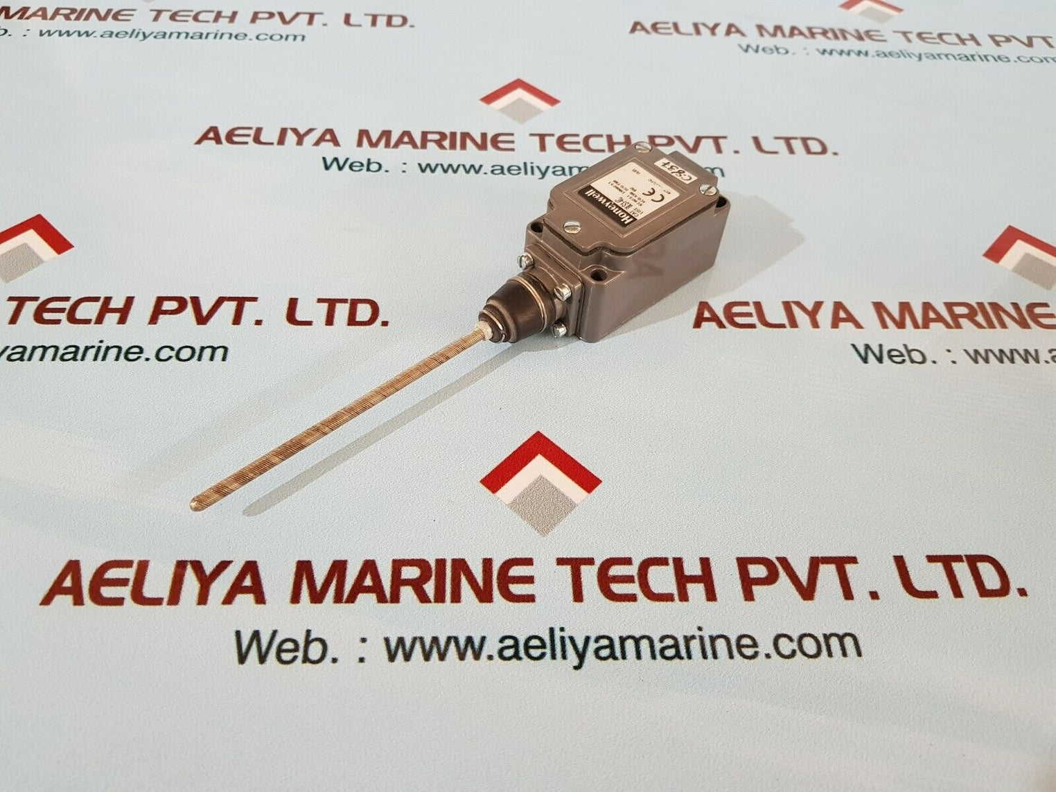 Honeywell 8ls1-4c limit switch