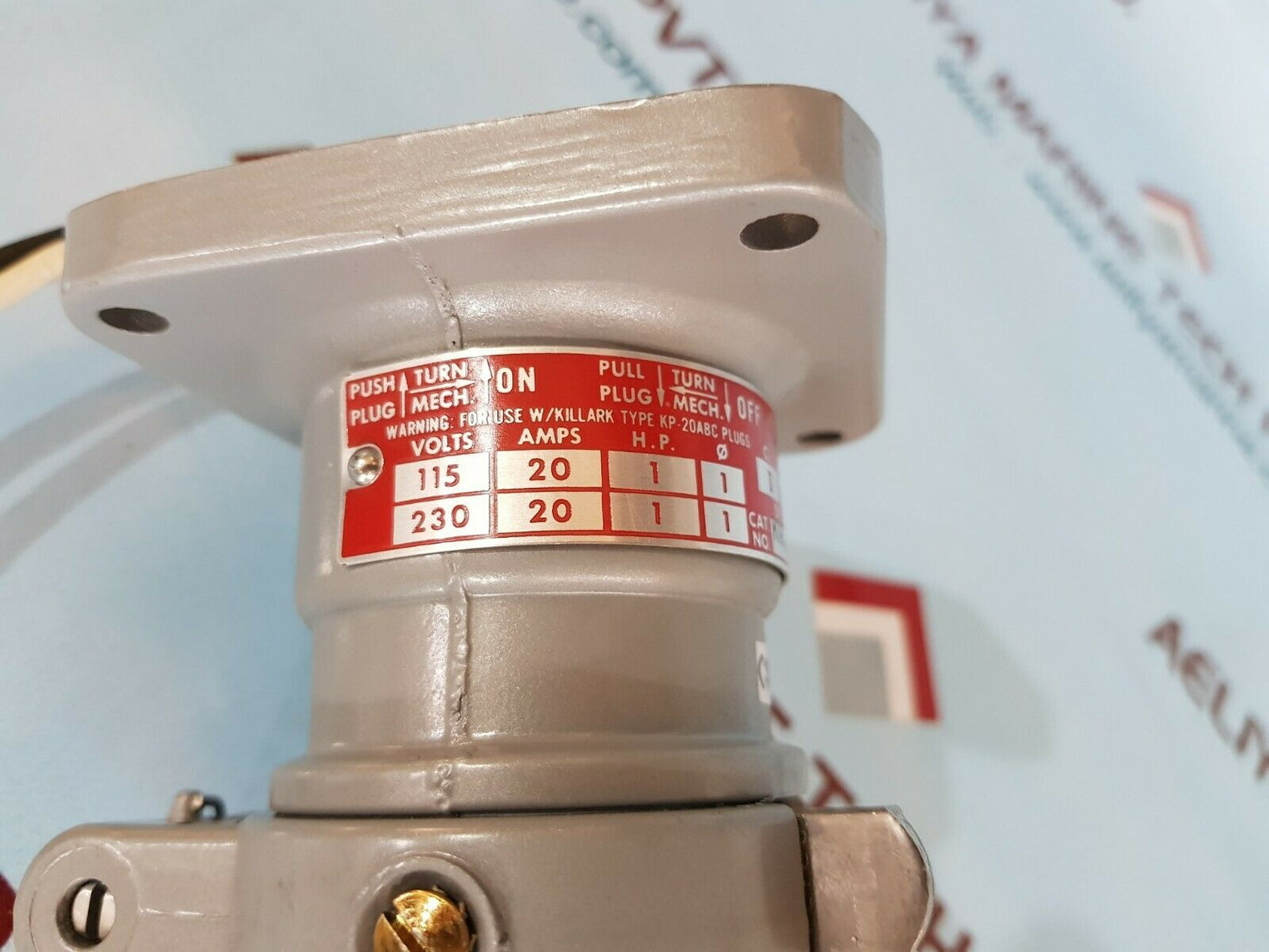 Hubbell killark krj-20 su-78 receptacle pin/sleeve 20amp115/230vac