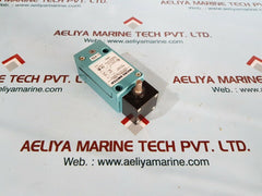 Honeywell lsm2d micro switch 600vac 10 amps 