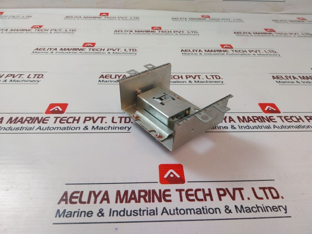 C&S Electric Csdhz2 Rotary Handle Operating Mechanism Circuit Breaker