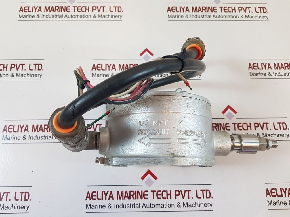 Cad Control System 55320100-16-3 Solid State Pressure Switch