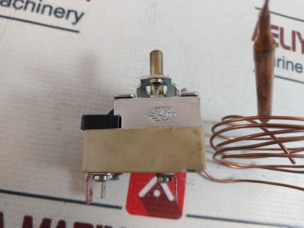 Caem Tu 16 (5)A 250V~ Thermostat 