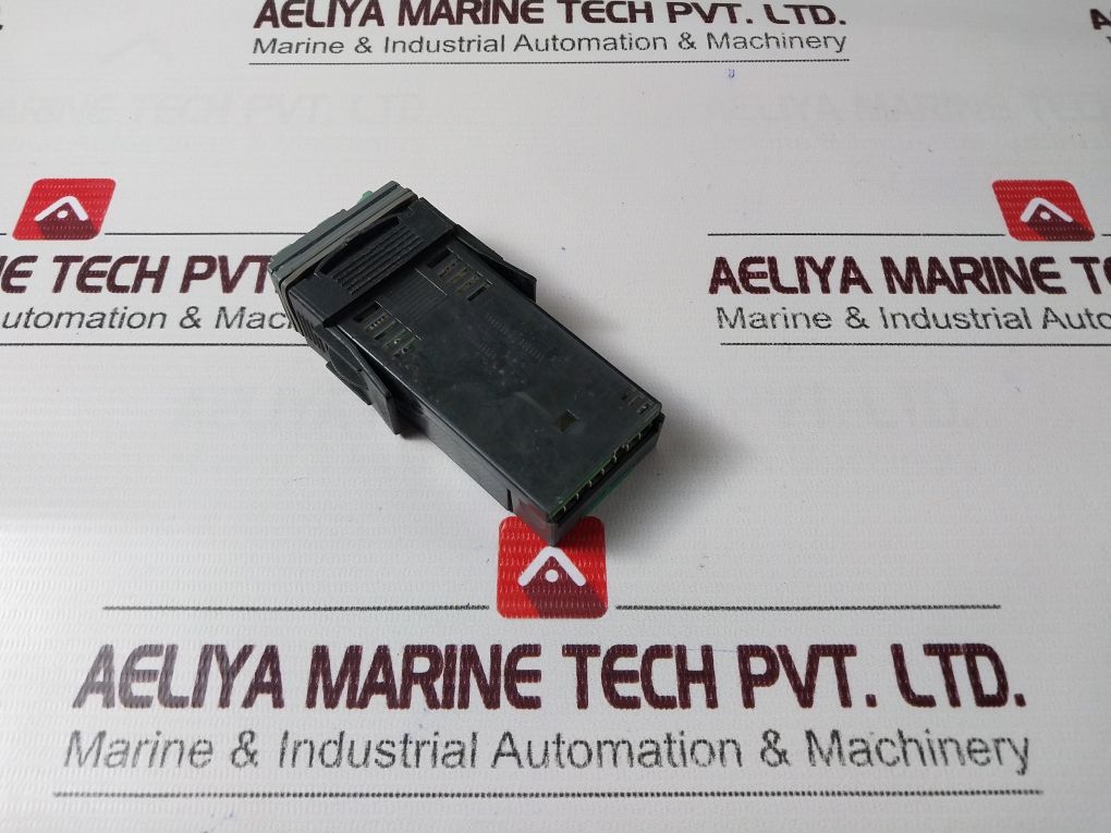 Cal Controls Cal3200 Temperature Controller 5Vdc 10Ma