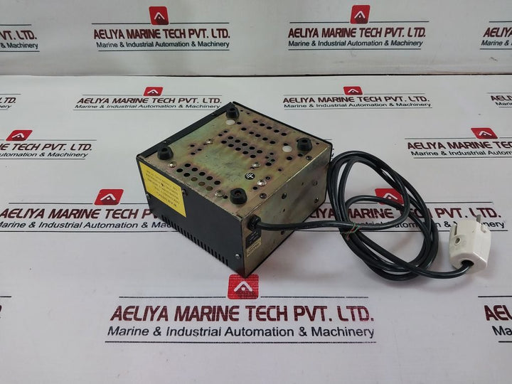 Calvyn Xm20 Regulated Dc Power Supply 13.8V Ac 240V 50Hz