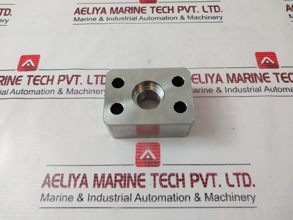 Cameron 2725422-01 Square Flange