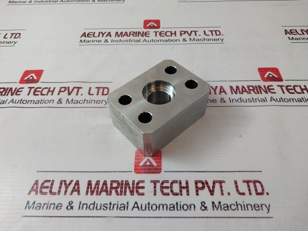 Cameron 2725422-01 Square Flange