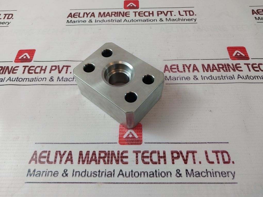 Cameron 2725422-01 Square Flange